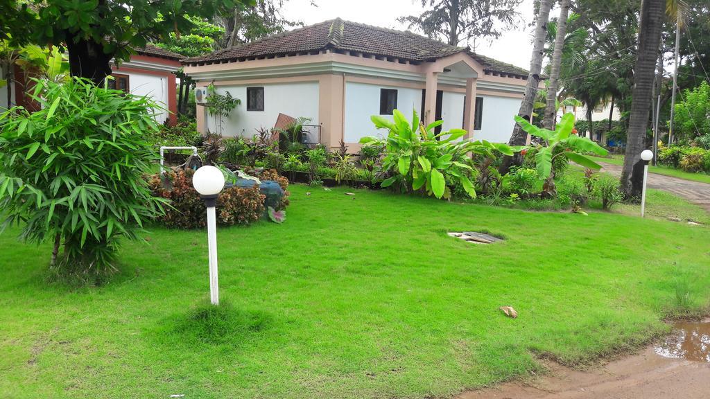 Villa Sunflower Cavelossim Exterior foto